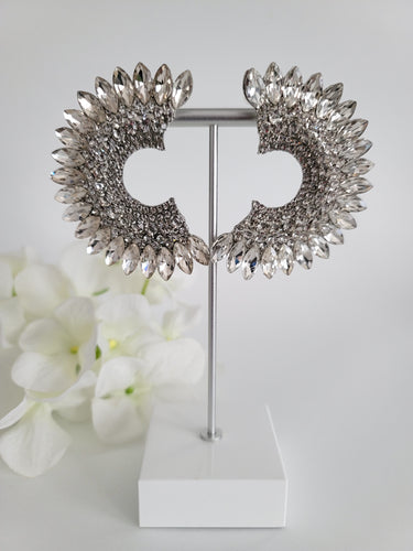 ROW EARRING