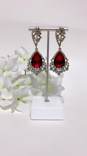 ROYAL EARRING