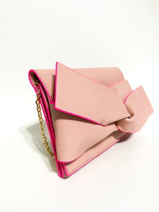 BOW CLUTCH IN BLUSH PINK