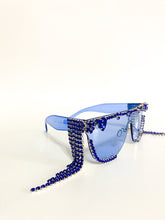 Load image into Gallery viewer, ICON SUNGLASSES IN BLUE